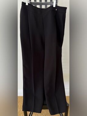 Carolina Herrera Elegant Black Dress Pants
